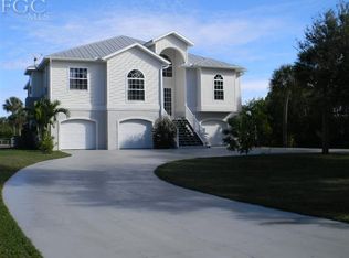 12120 Bohman Ln, Bokeelia, FL 33922
