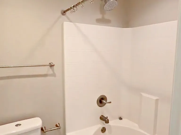 404 Lee Ln — Photo 21