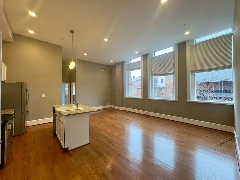 Apartment Units in Downtown, Baltimore, MD! — Photo 20
