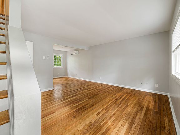 3rd image of 219 Stribling Ave #A