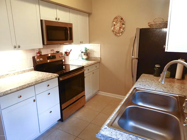 744 Antler Dr — Photo 12