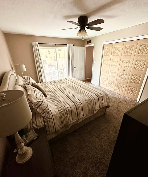 1247 W Devonshire St — Photo 13