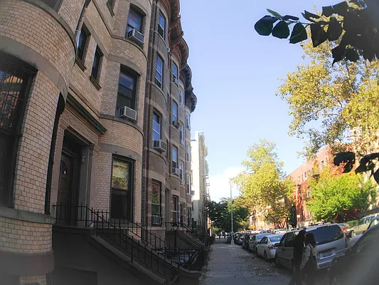 Rented by Urban Realty NYC | media 47