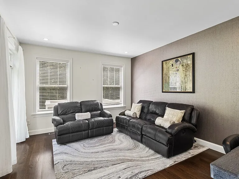 5 Central Ave — Photo 25