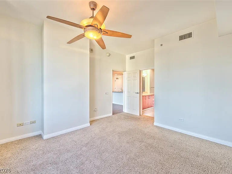 200 W Sahara Ave #2507 — Photo 8