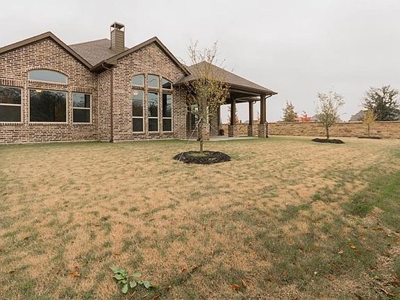 5th image of 3008 Veranda Ln