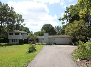 350 E Buell Rd, Rochester, MI 48306