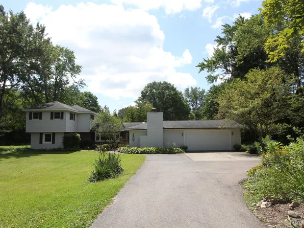 350 E Buell Rd, Rochester, MI 48306