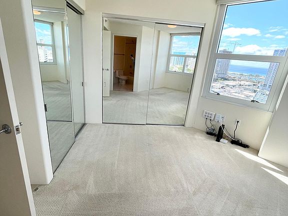 4th image of 801 King St APT 2804