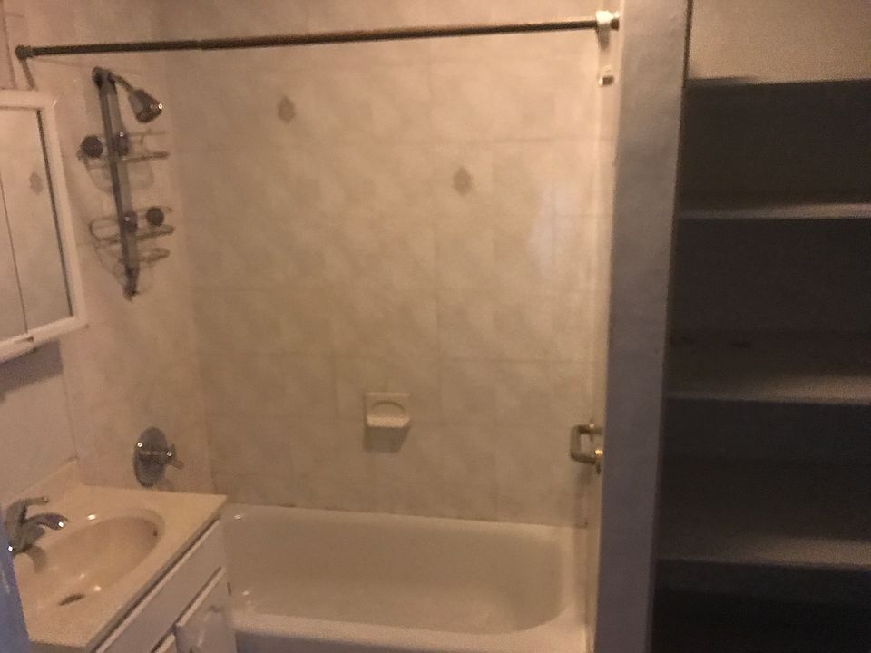 2nd image of 1088 Broadway #1