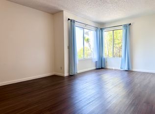 2100 Red Rose Way APT H, Santa Barbara, CA 93109