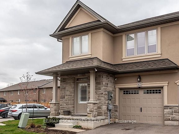 4th image of 98 Shoreview Pl #42