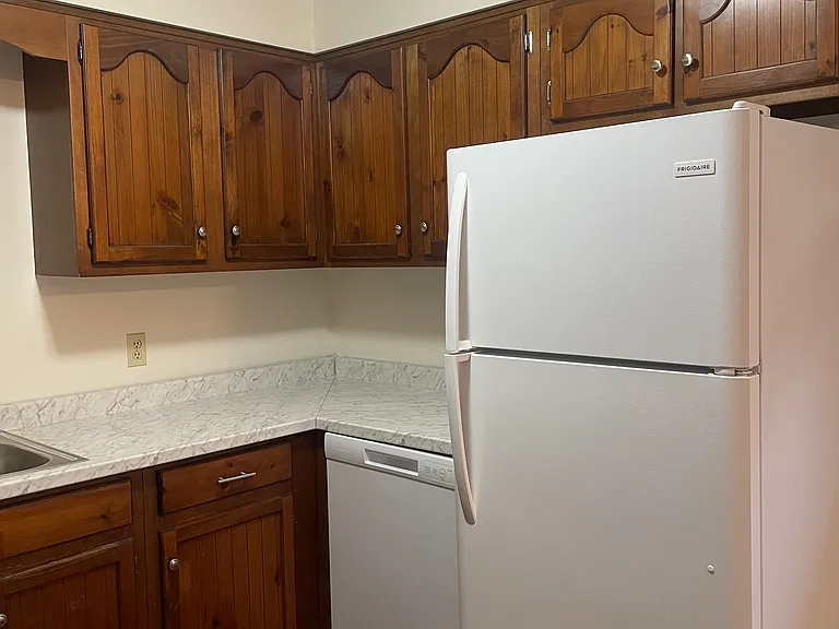 87 Fredonia Rd #7 — Photo 11
