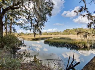 7277 Commodore Rd, Hollywood, SC 29449