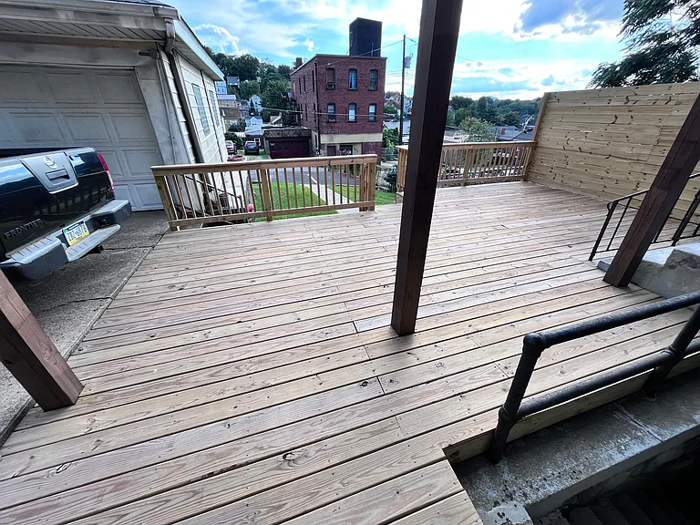 119 W Sycamore St #B — Photo 12
