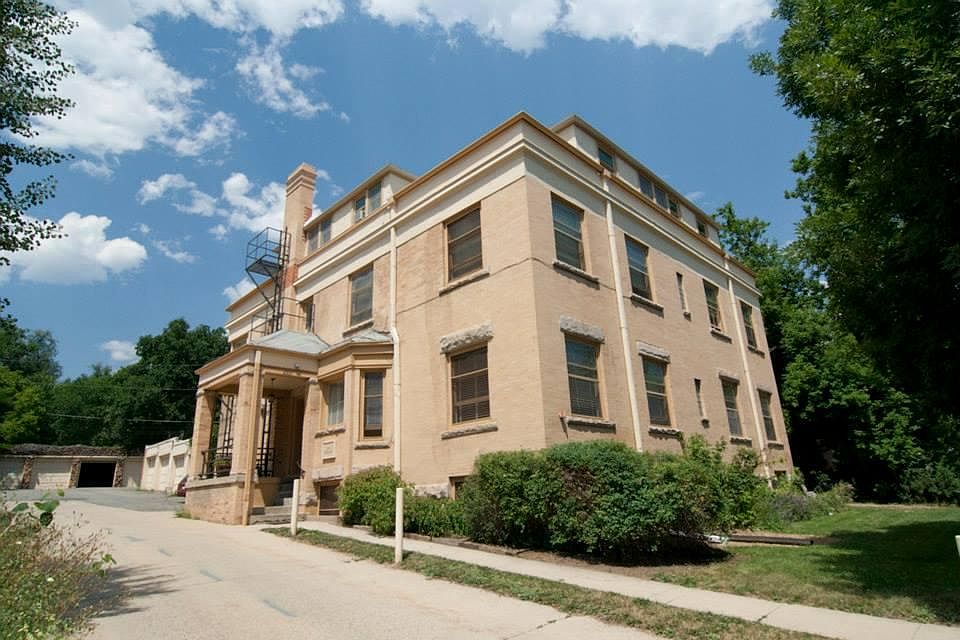2331 Broadway, Historic Lesser House Apartments 