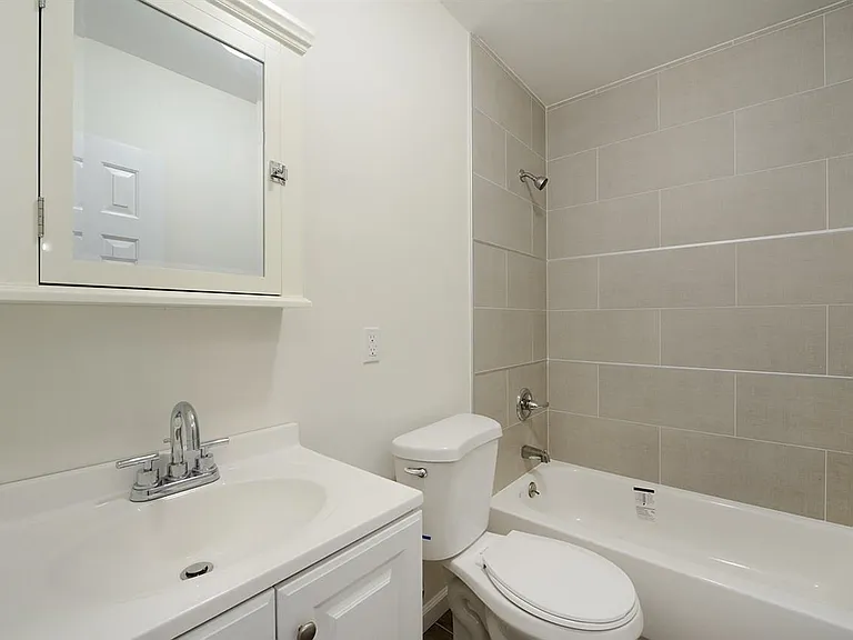 200 Central Ave #C1 — Photo 13