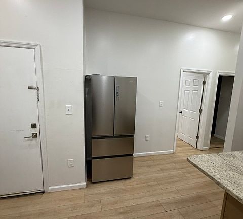 3rd image of 384 Park Ave #1R
