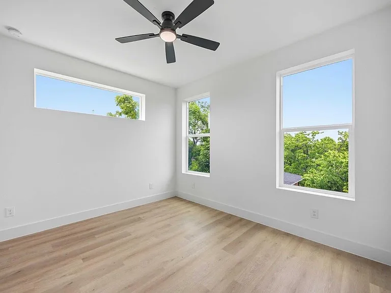 3103 Lelia St #B — Photo 16
