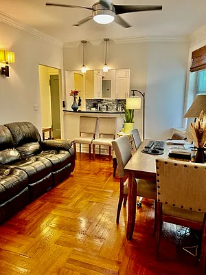 Rented by Bank Neary | media 55