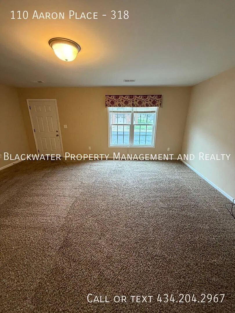 Spacious 3 Bedroom Townhouse minutes to Liberty University — Photo 4