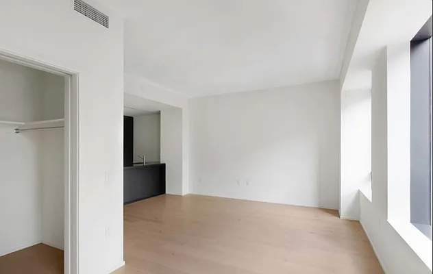 Rented by Douglas Elliman | media 27