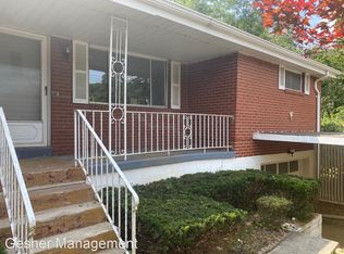 2000 Ohio Ave, White Oak, PA 15131