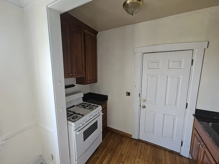 1511 W Bryn Mawr Ave #3F — Photo 5