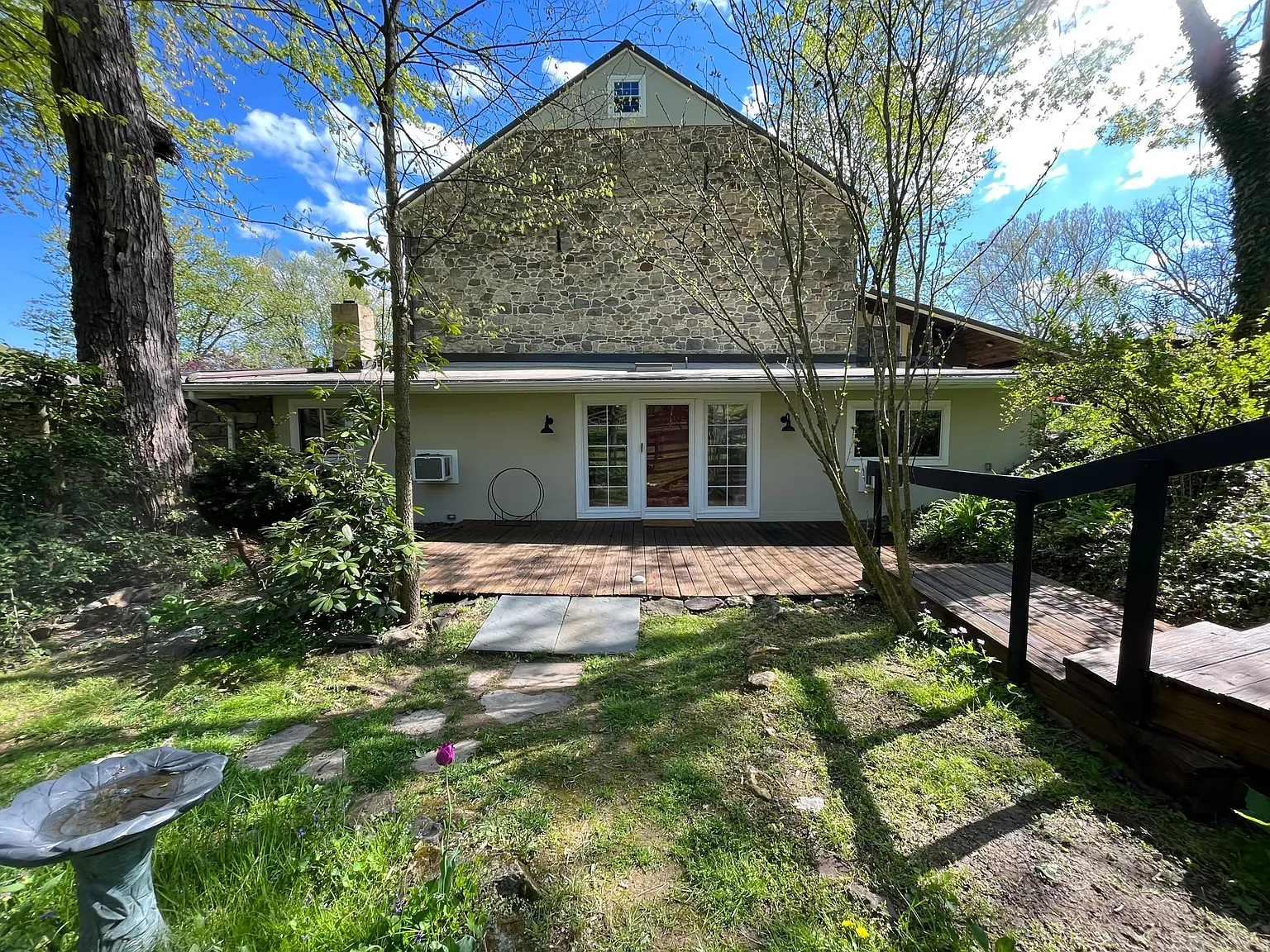 625 Royal Manor Rd — Photo 3