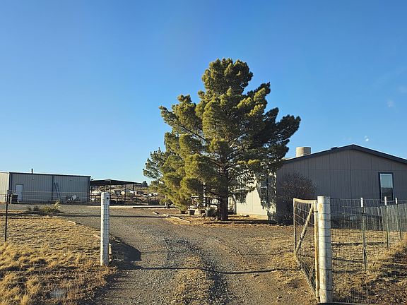 2nd image of 4 Vista Grande
