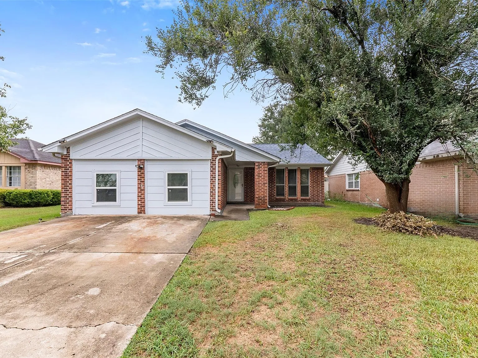 4 bed, 2.0 bath, 1680 sqft, $2,100 — Photo 1
