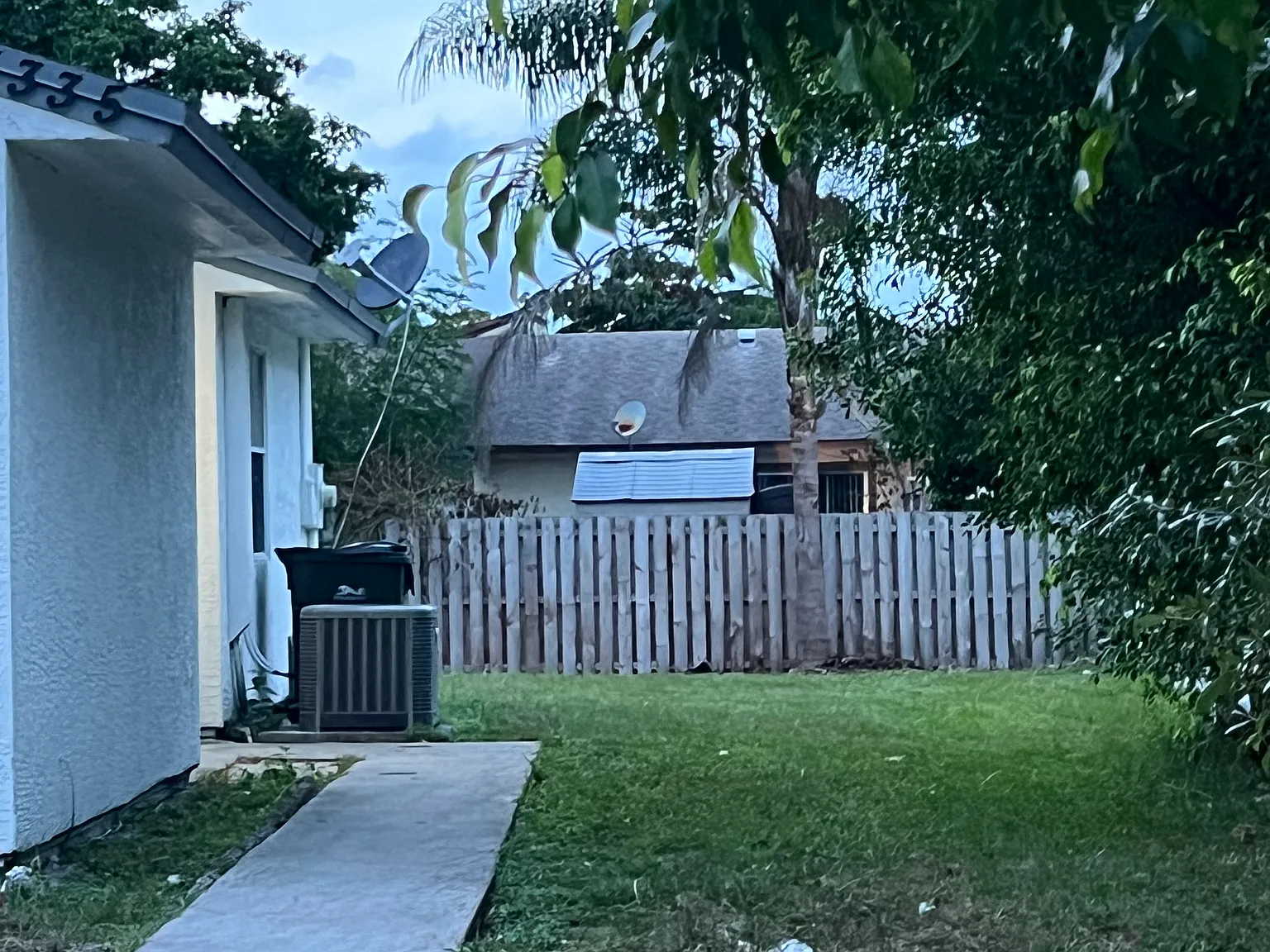 2 bed, 1.5 bath, 1100 sqft, $2,400 — Photo 3