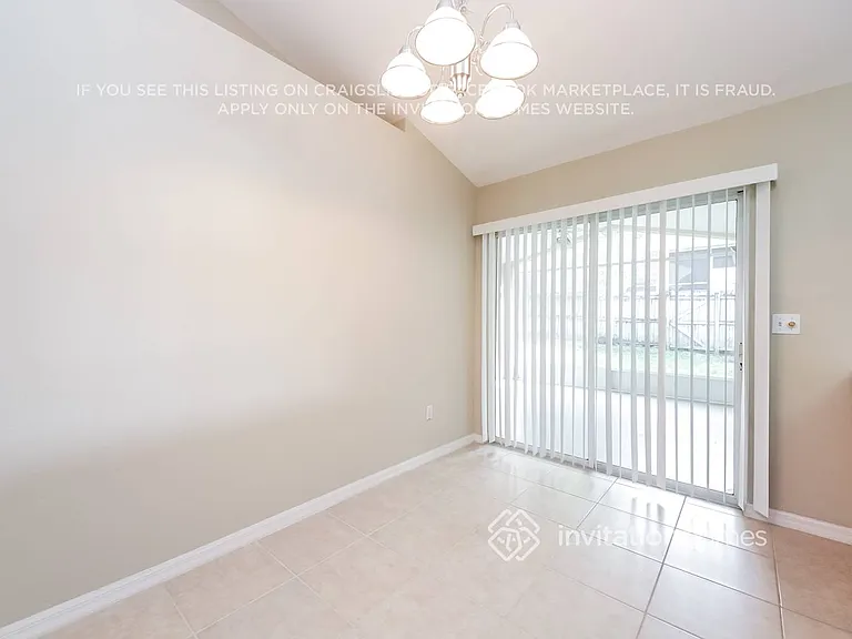 1131 Windy Bluff Dr — Photo 10