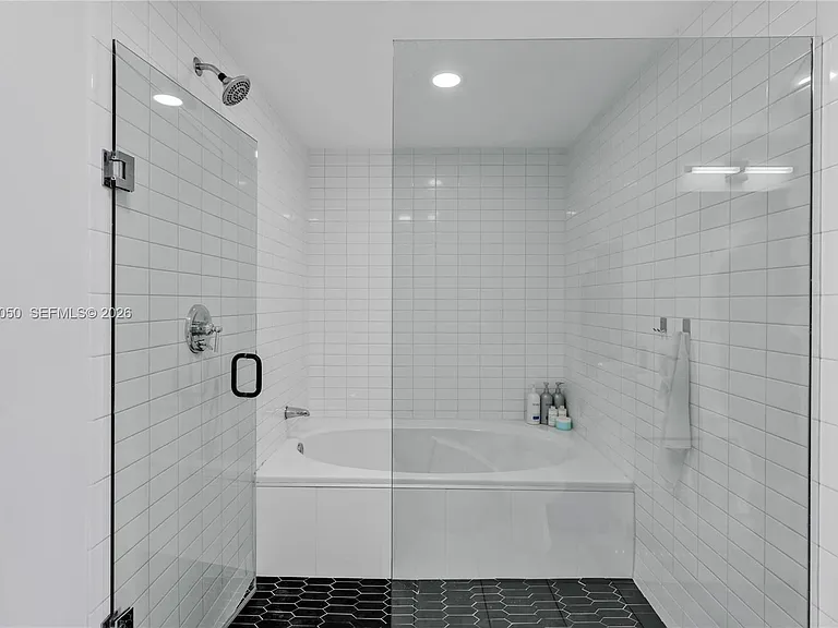 888 Biscayne Blvd #812 — Photo 15