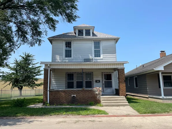 405 S 4th St, Terre Haute, IN 47807