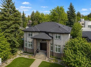8927 120th St NW, Edmonton, AB T6G1X6