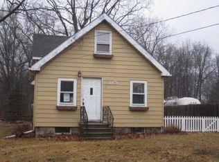 8115 Wiseman Rd, Lambertville, MI 48144