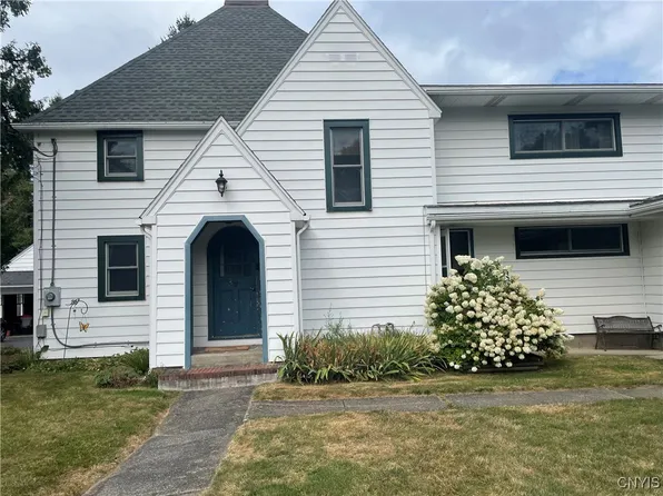 9 S Hunter Ave, Auburn, NY 13021