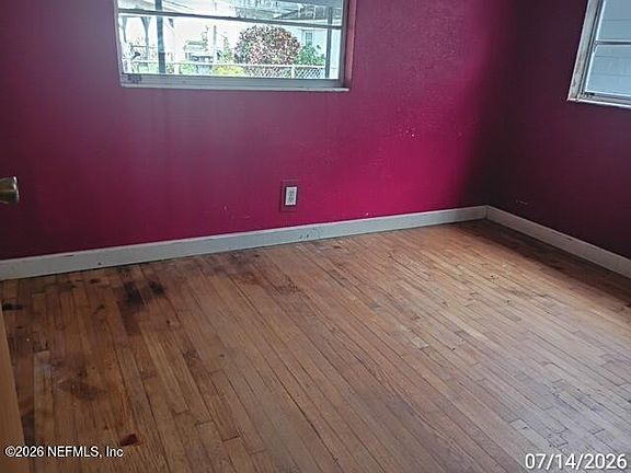 4th image of 551 W 66TH Street