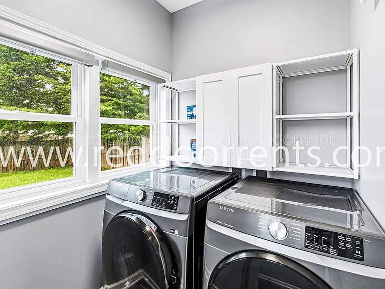 3146 Broadway St — Photo 15