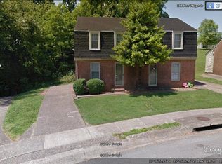 103 Pine Village Dr, Bardstown, KY 40004