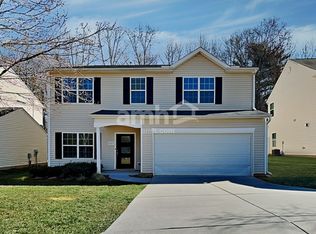 4177 Field Crossing Dr, Winston Salem, NC 27107