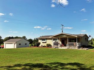 15550 W Howe Rd, Portland, MI 48875