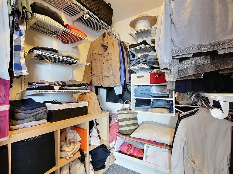 Walk in Closet