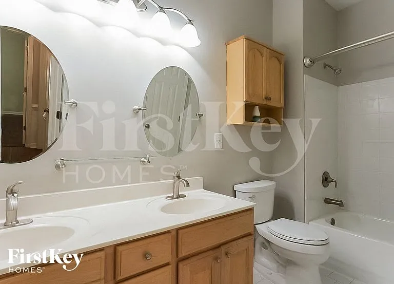2936 Stillwater Dr — Photo 13