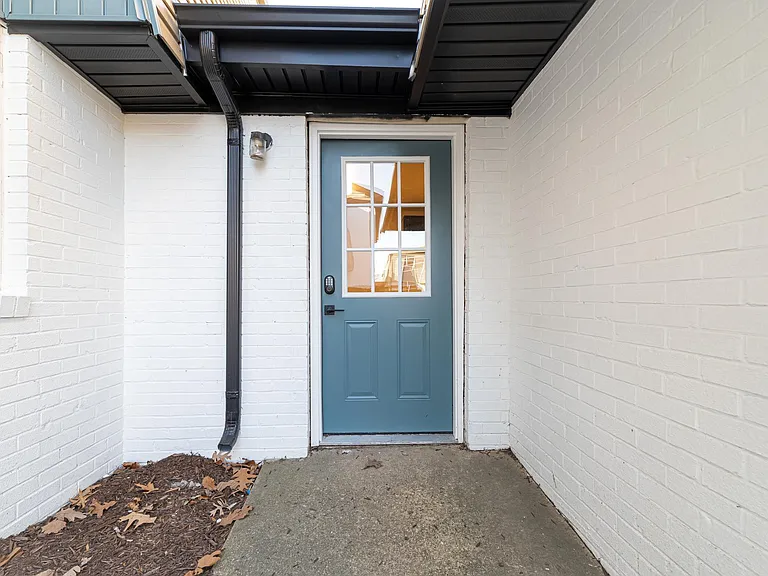 Ocean Air Apartments — Photo 44