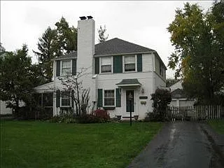 1931 Wyandotte Rd photo 1