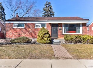 26184 Cathedral St, Redford, MI 48239