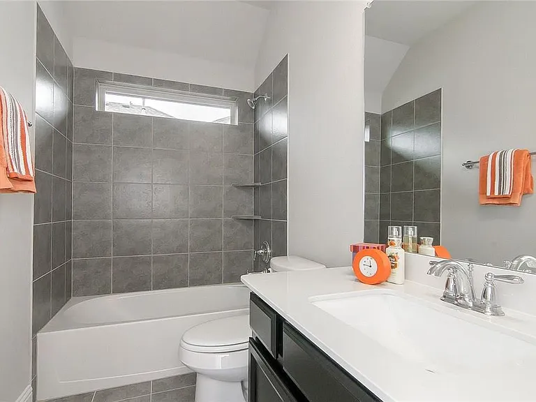 2309 Truro Dr — Photo 22
