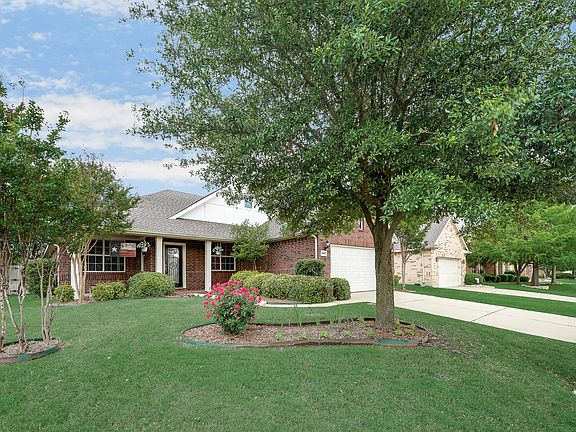 2nd image of 3907 Calloway Dr
